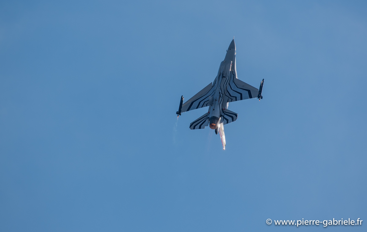 f16_3124.jpg