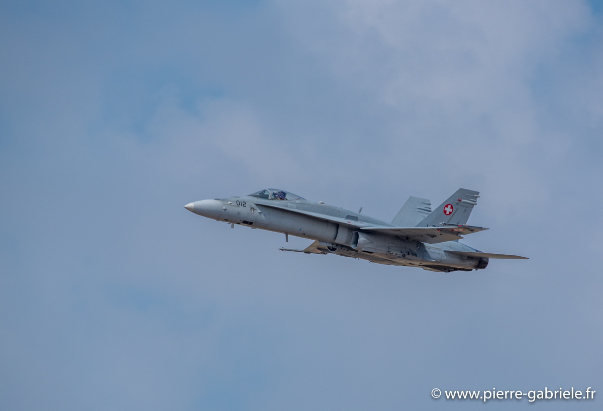 f18_3310.jpg