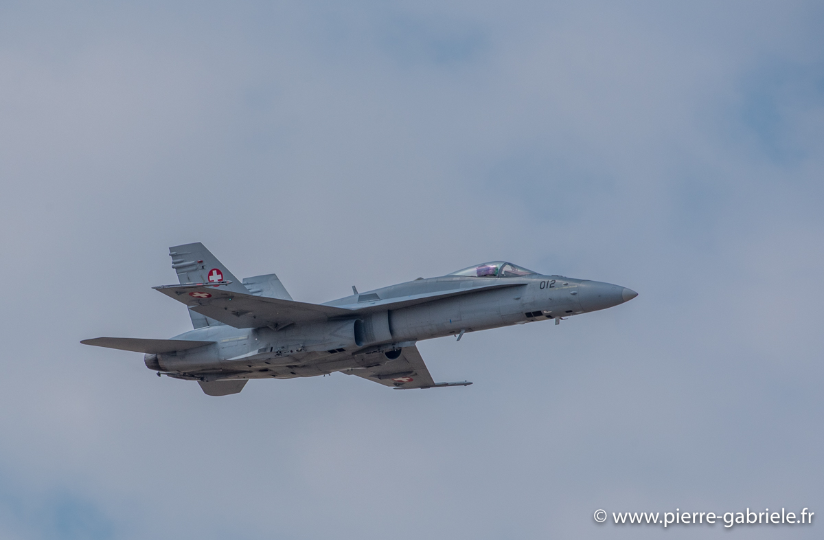 f18_3322.jpg