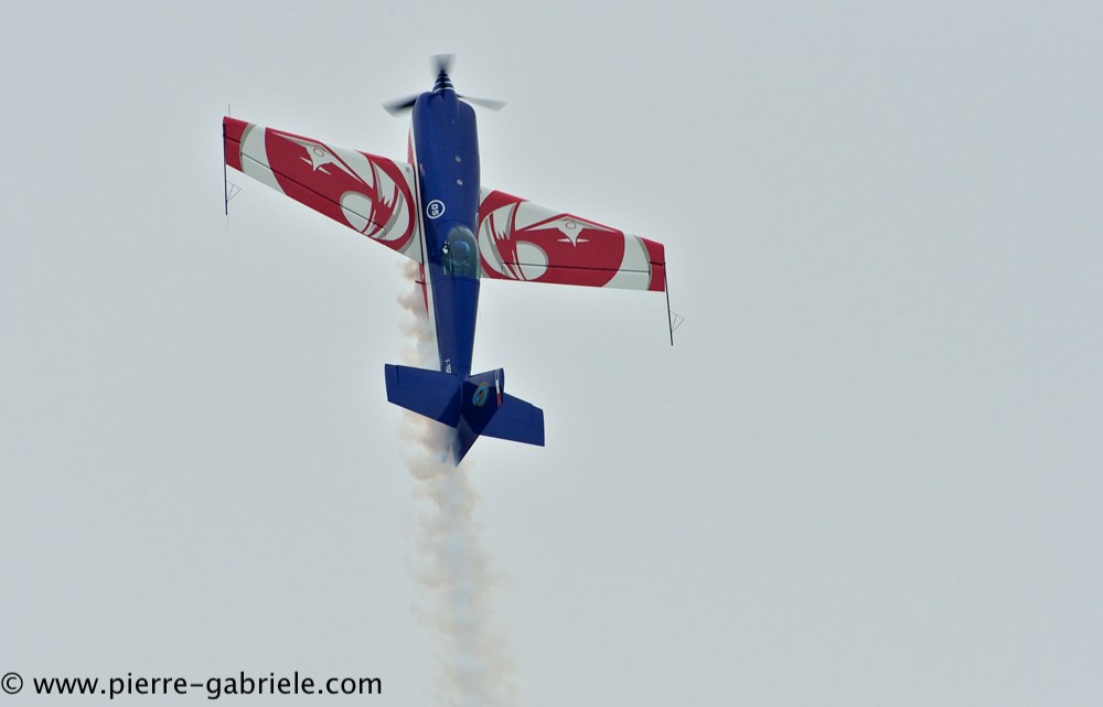 extra330_2886.jpg