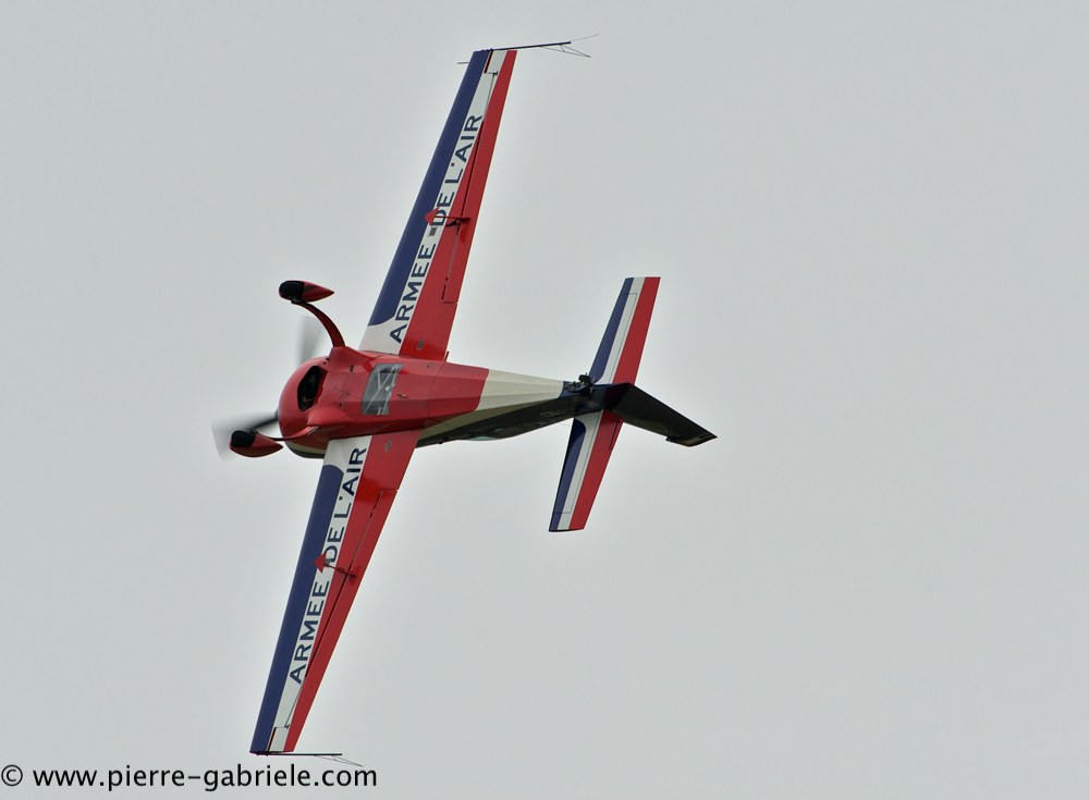 extra330_2913.jpg