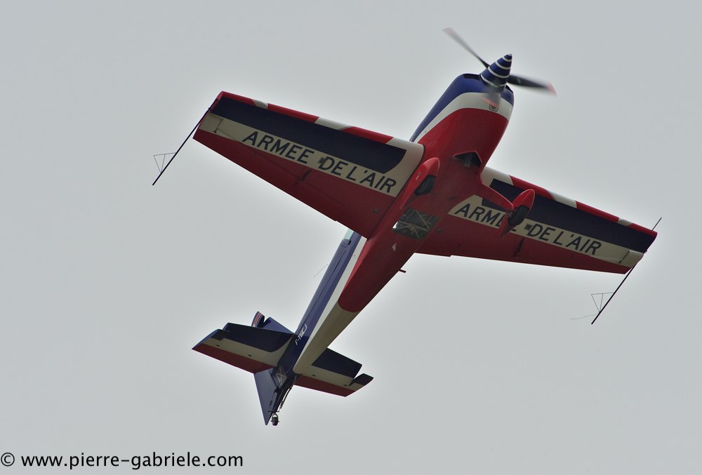 extra330_2921.jpg