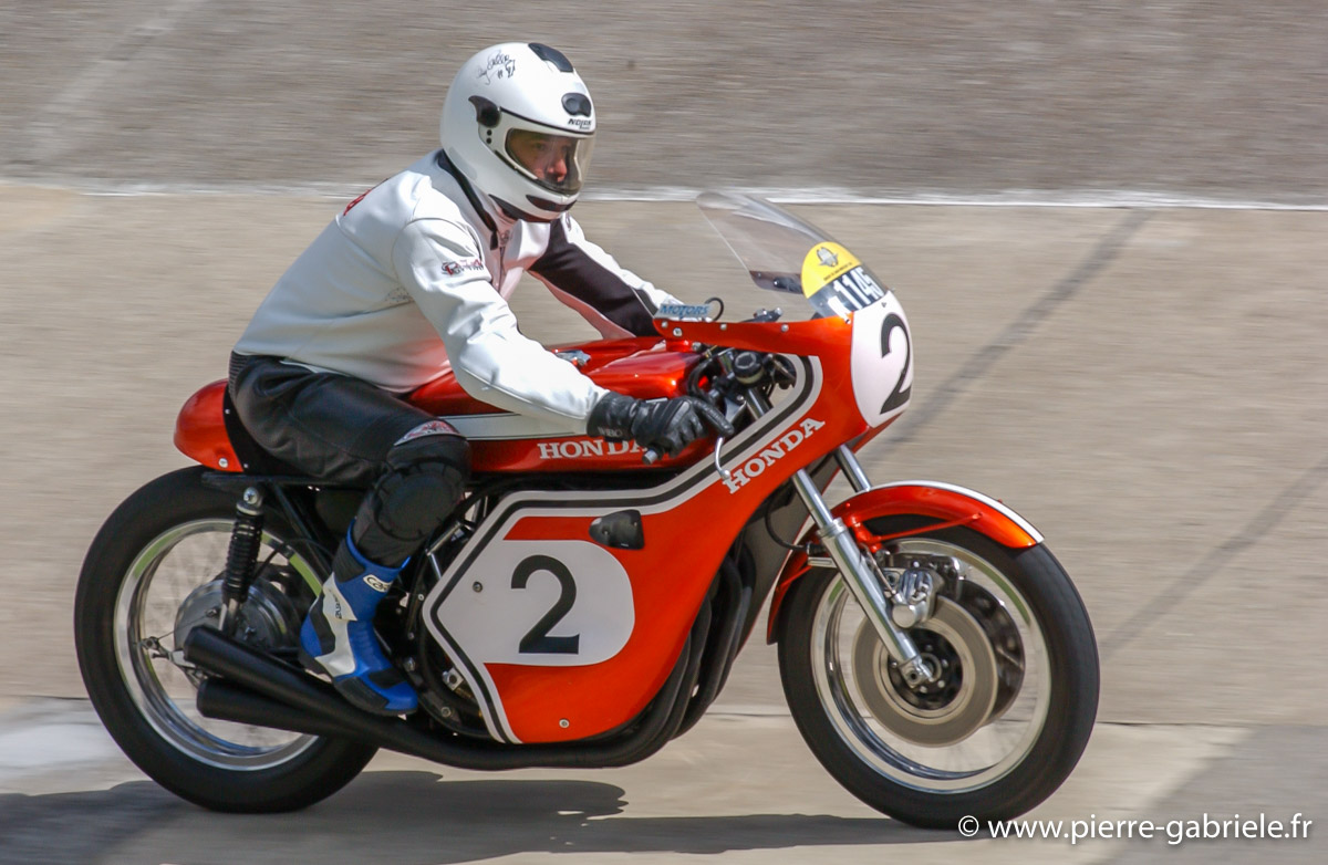 CharletHMCR750.jpg