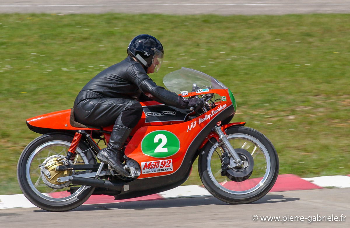 VillaAMF250.jpg