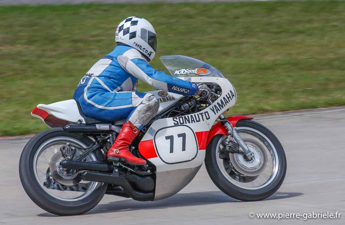 Yamaha77.jpg