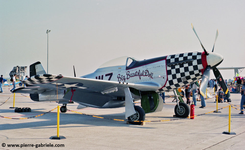 mustang_n581.jpg
