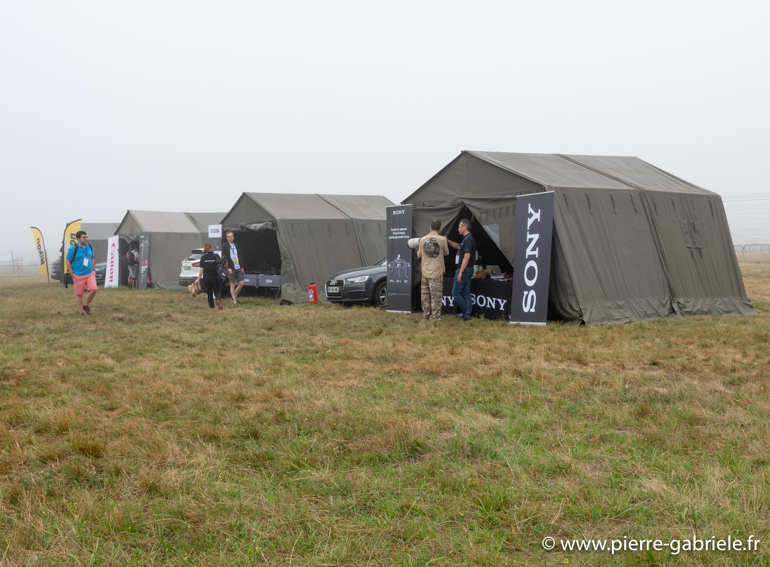 stands-g92_9865.jpg