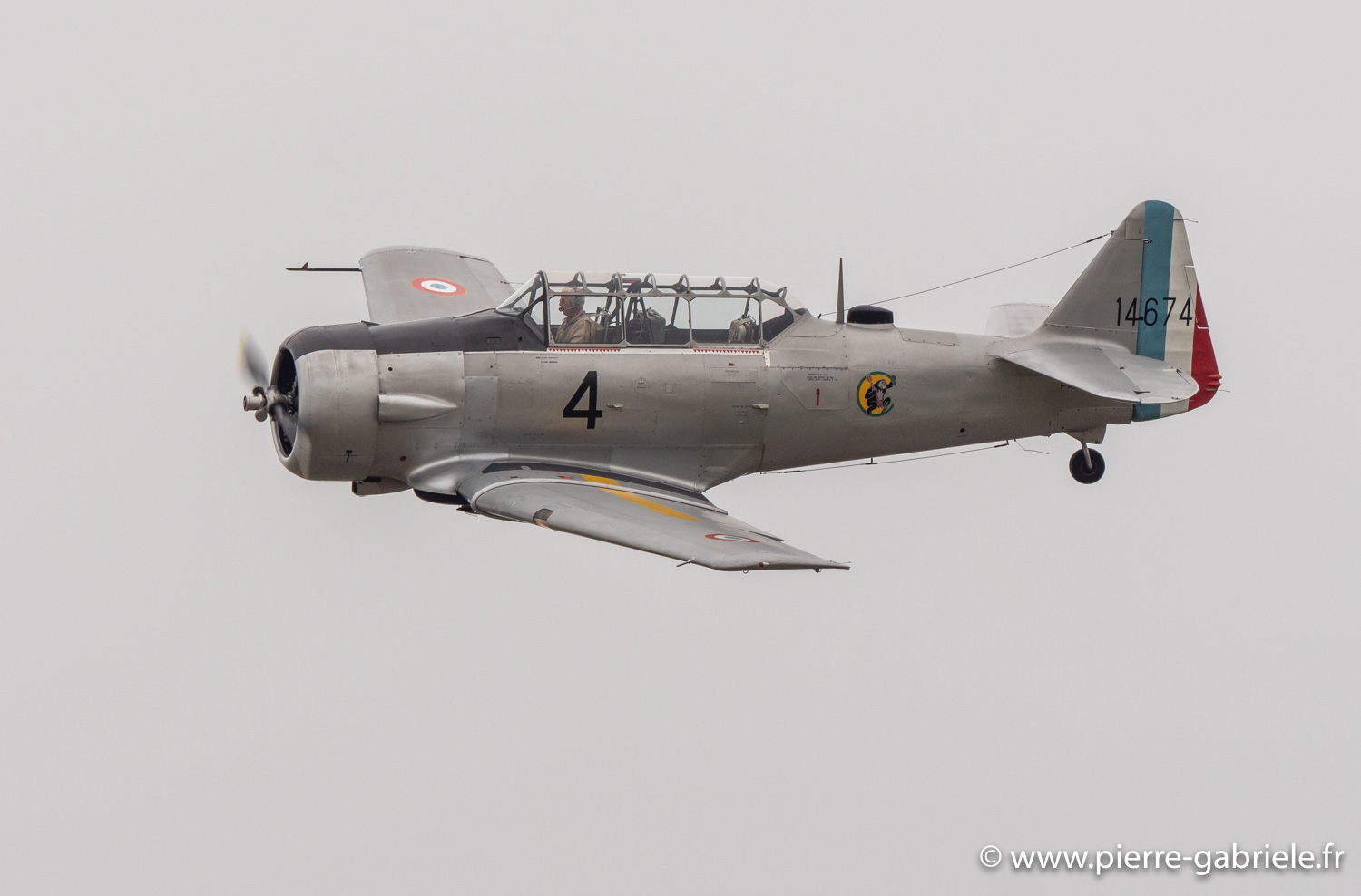 t6-g93_1943.jpg