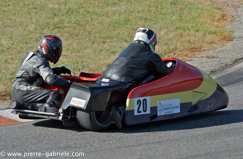 dimanche-side_2102.jpg
