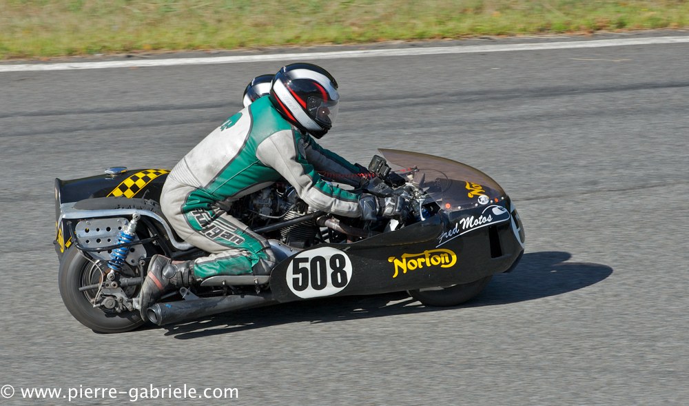 dimanche-side_2106.jpg
