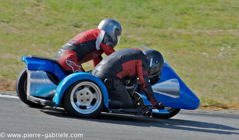 dimanche-side_2150.jpg