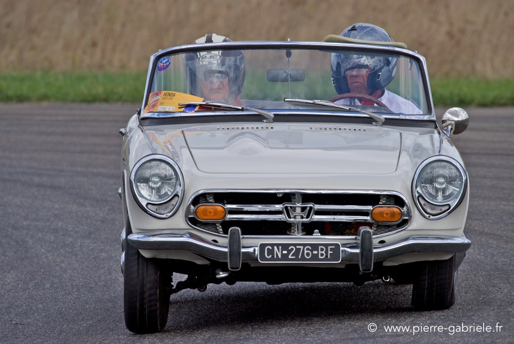 old-d5_4519.jpg