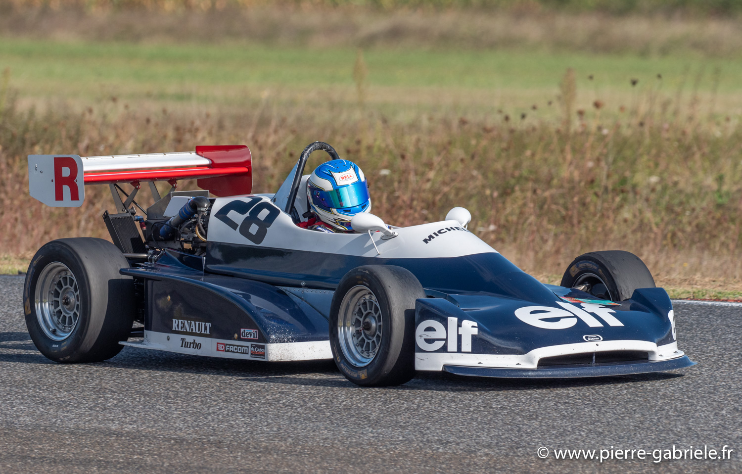 f1-protos-g93_3875.jpg