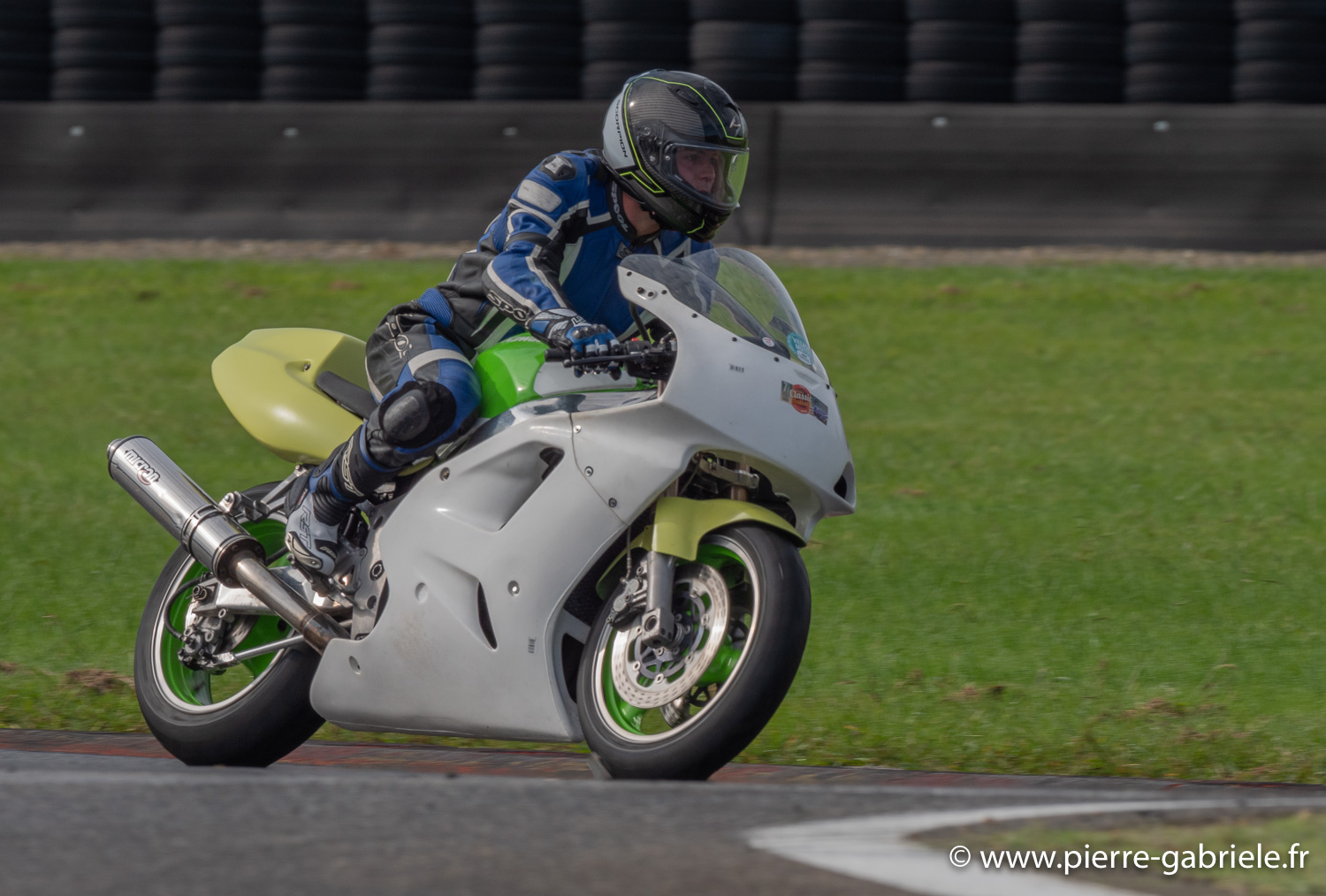 motos-g93_5653.jpg