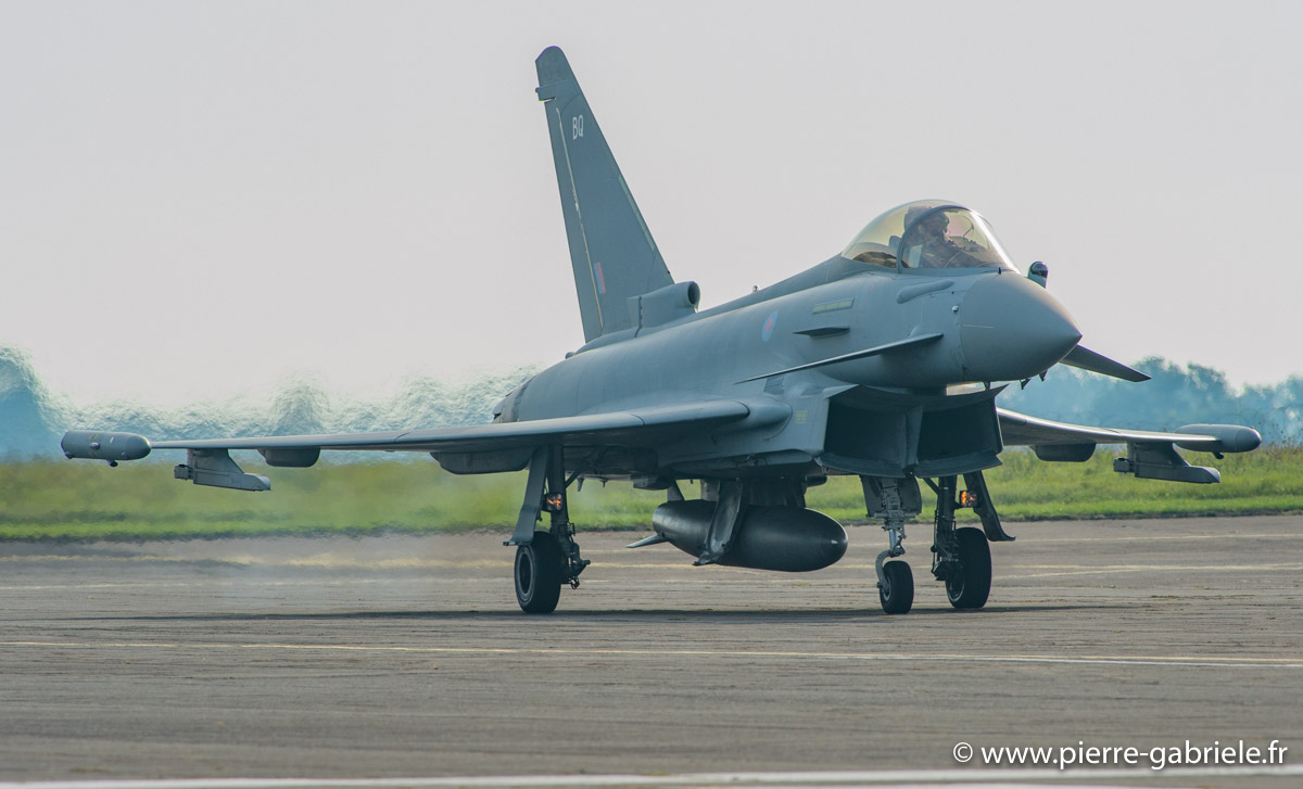 typhoon_4880.jpg