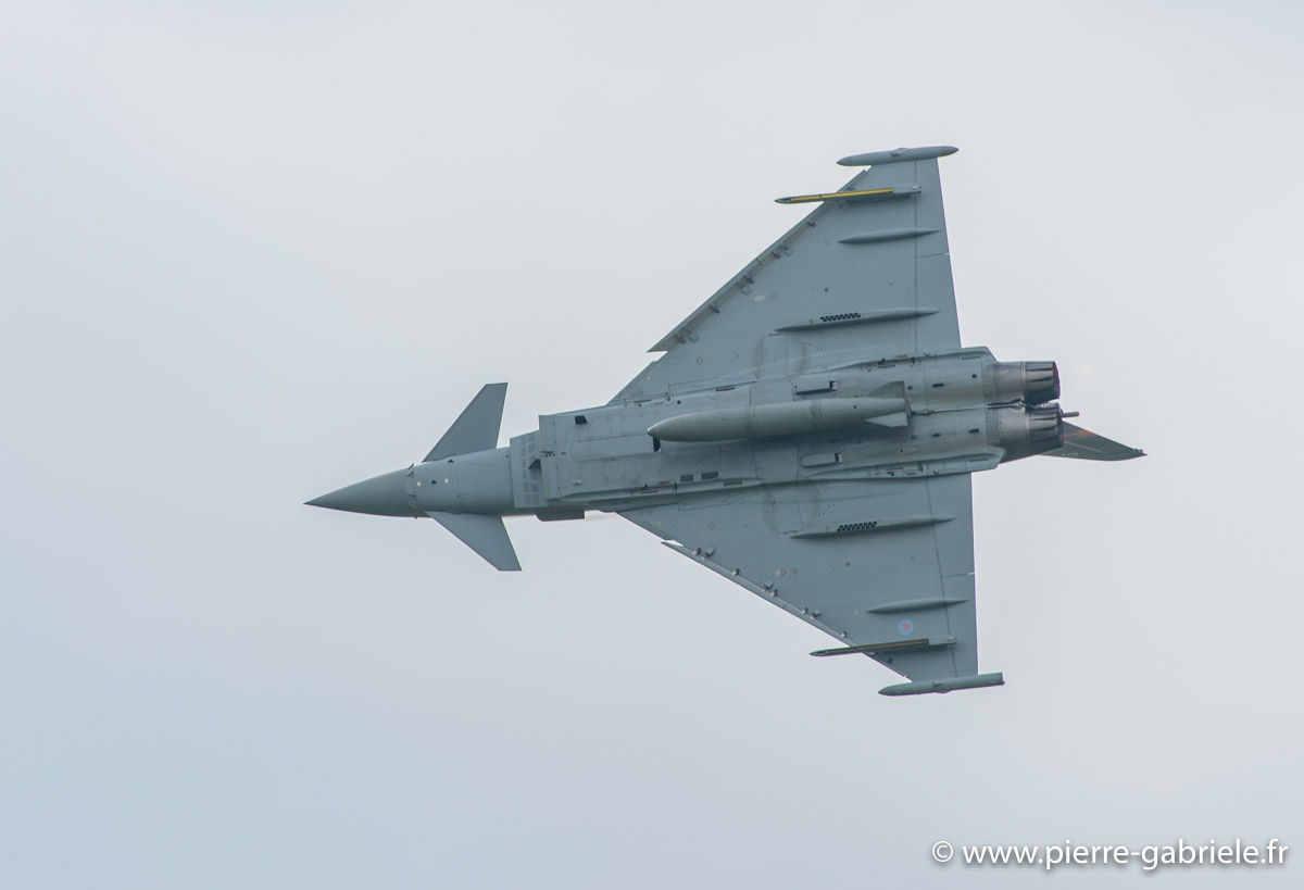 typhoon_5877.jpg
