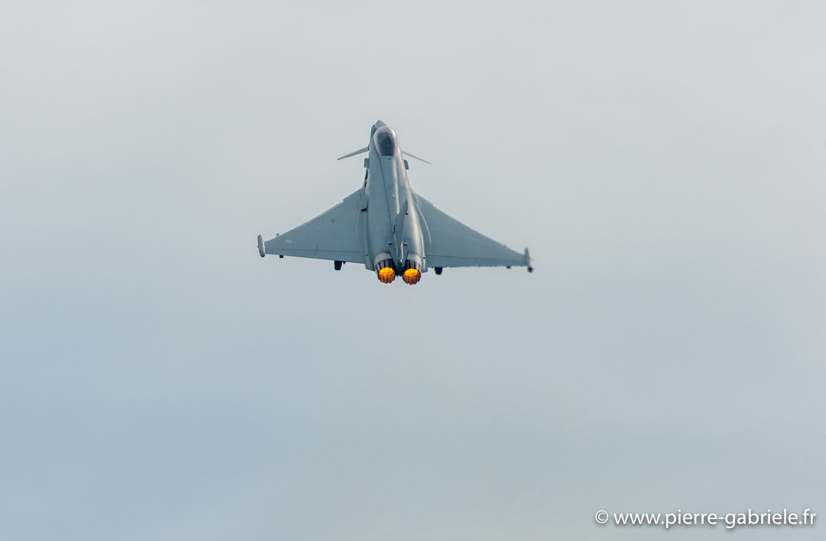 typhoon_5893.jpg