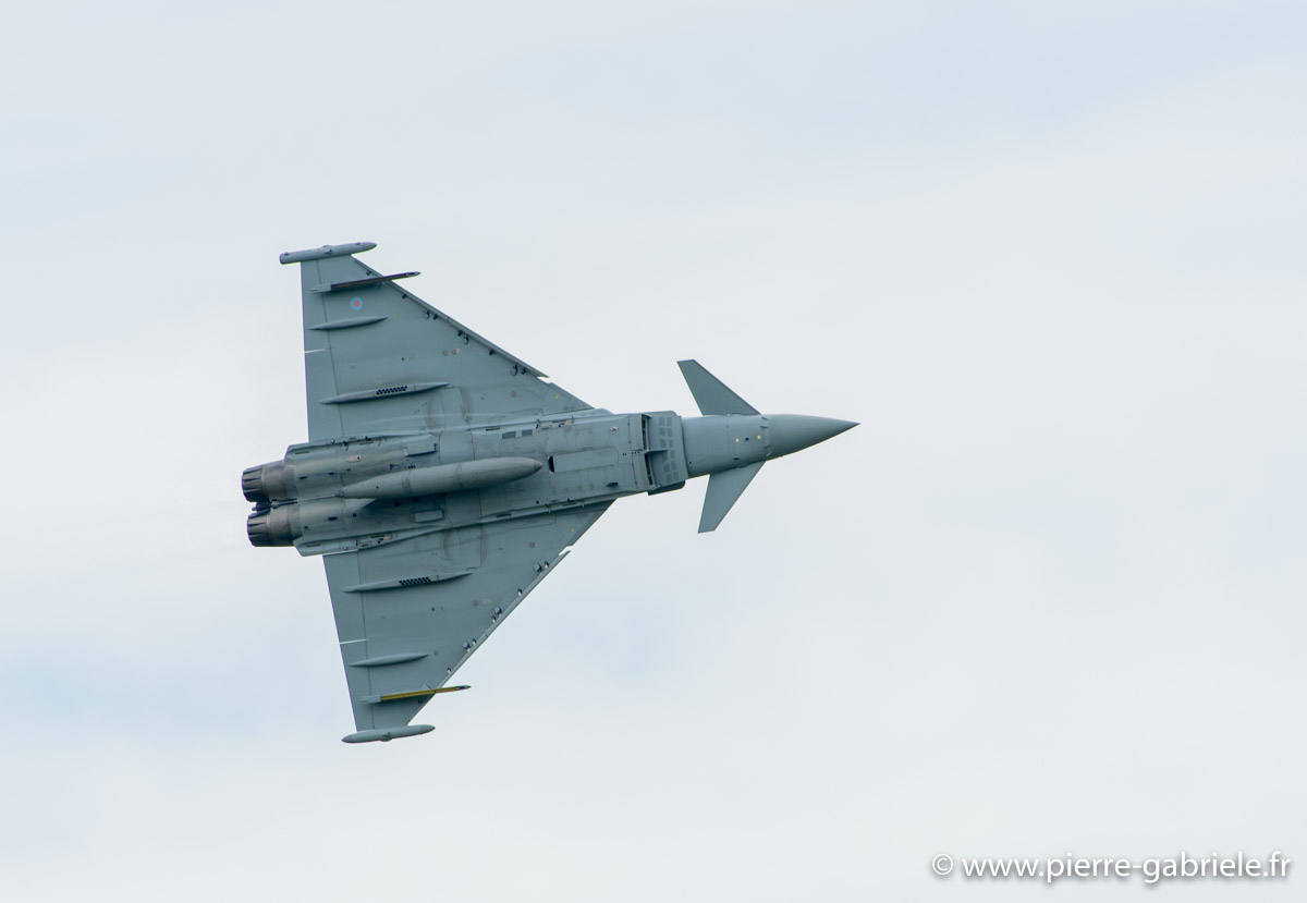 typhoon_5935.jpg