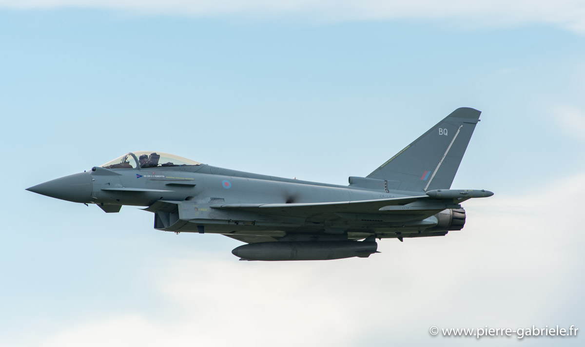 typhoon_5949.jpg