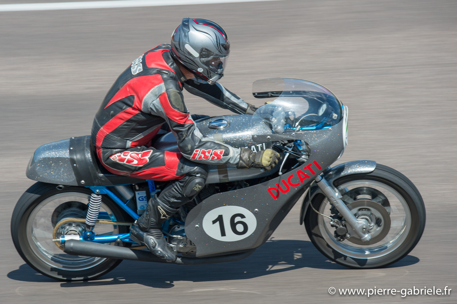 serie-j_0210.jpg
