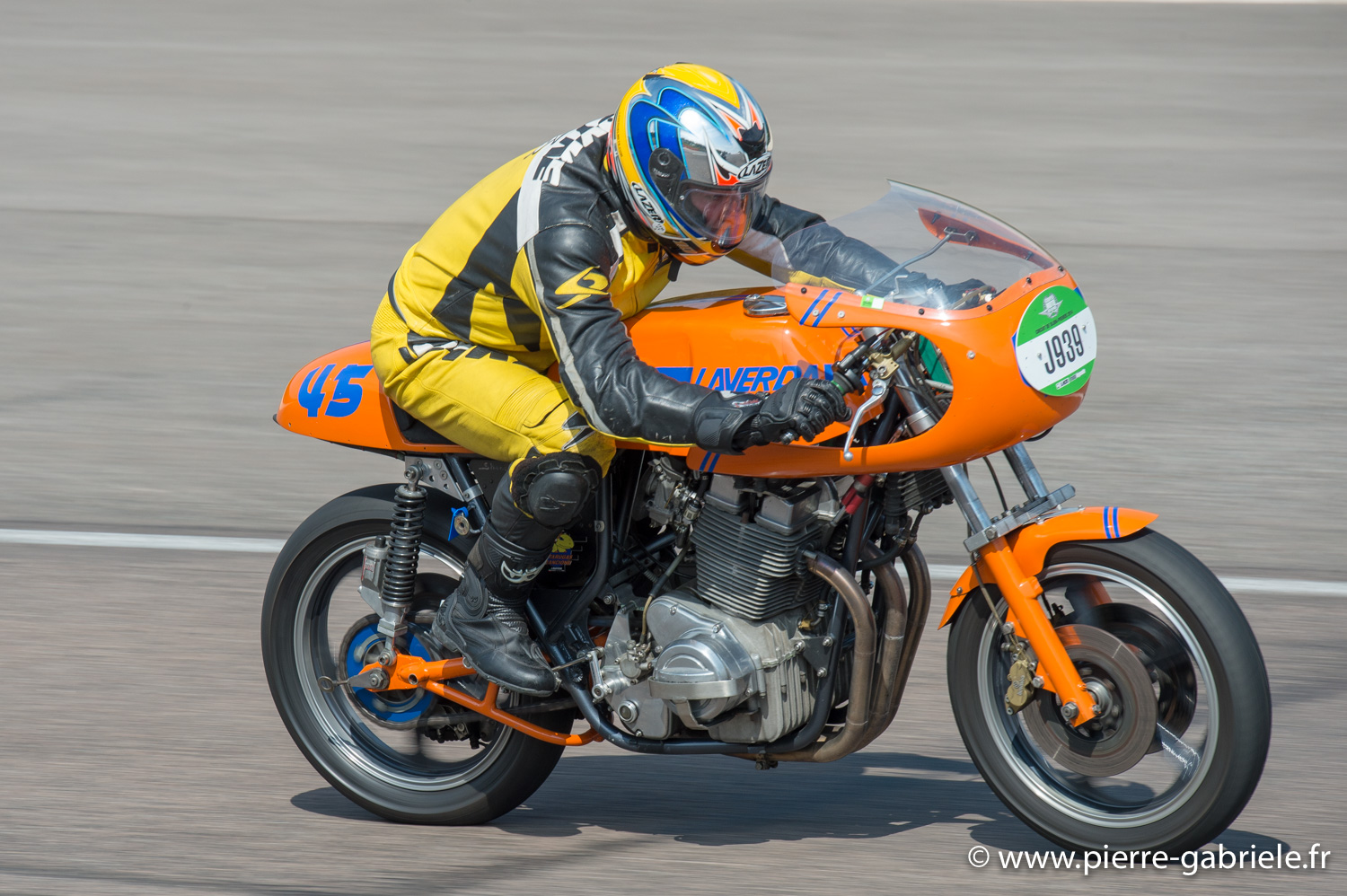 serie-j_1037.jpg