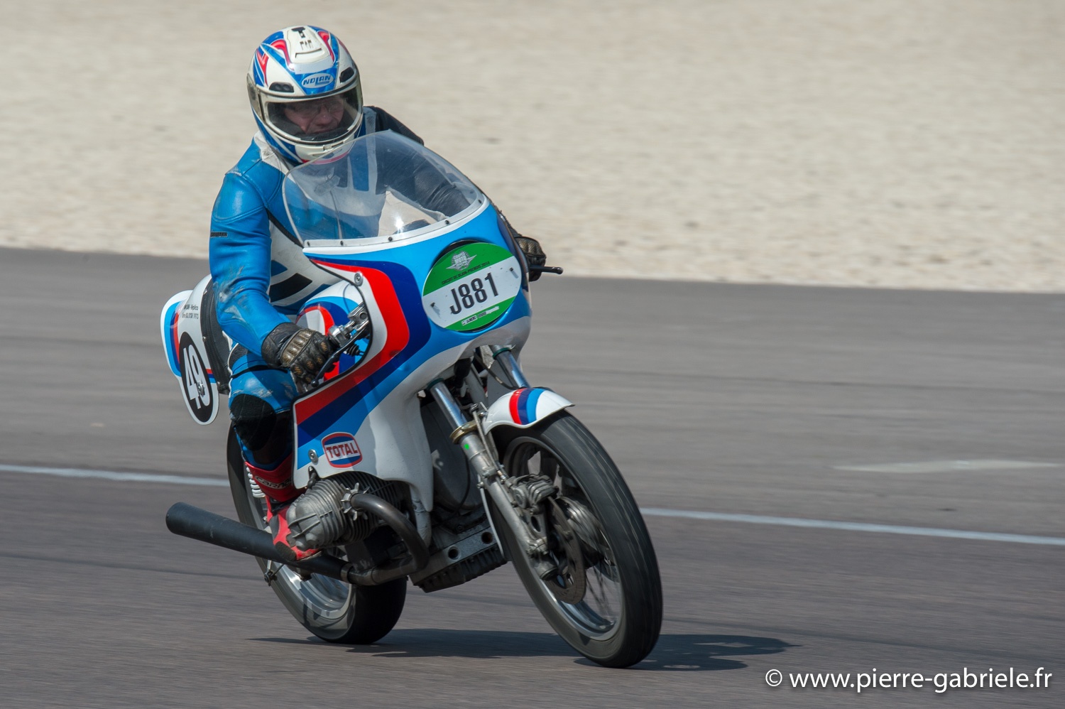 serie-j_1058.jpg