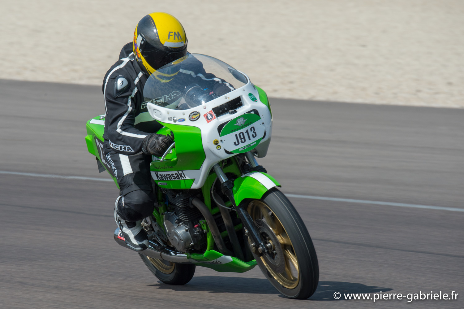serie-j_1060.jpg