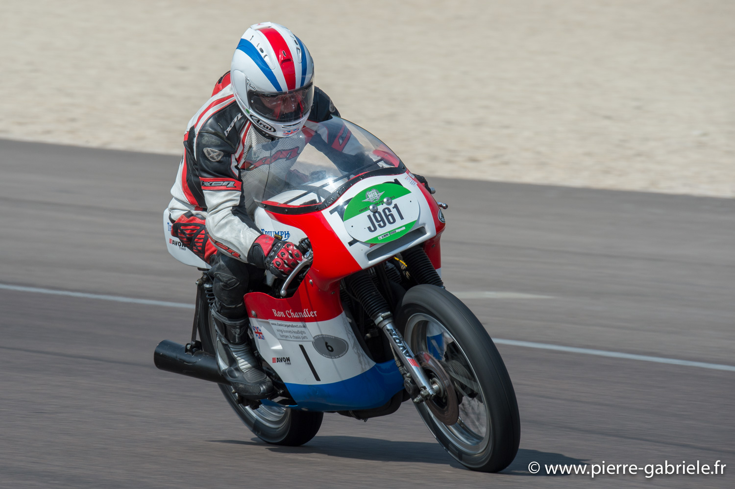 serie-j_1071.jpg
