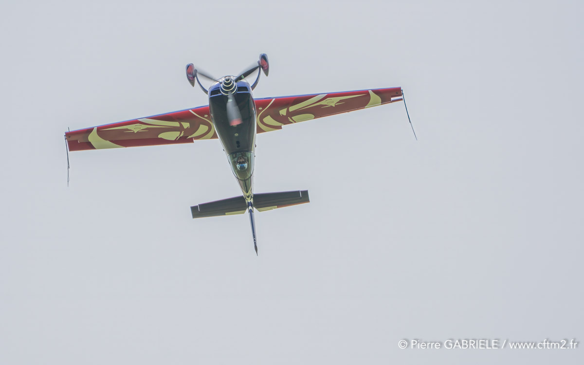 extra260-A7V_01071260.jpg
