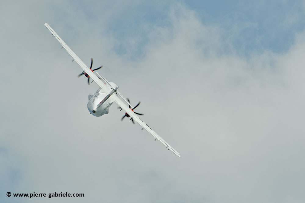 atr72_7944.jpg