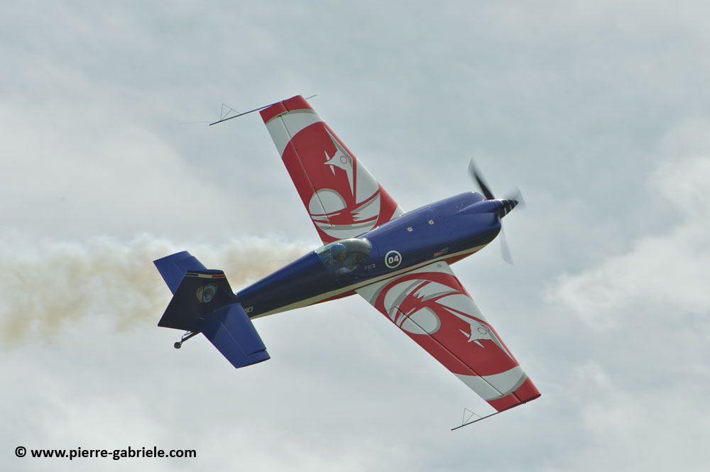 extra330_8029.jpg