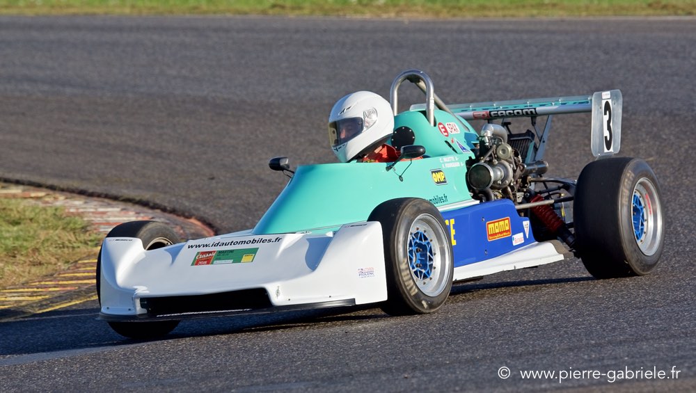 monoplace_4206.jpg