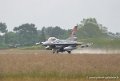 f16-g93_0382