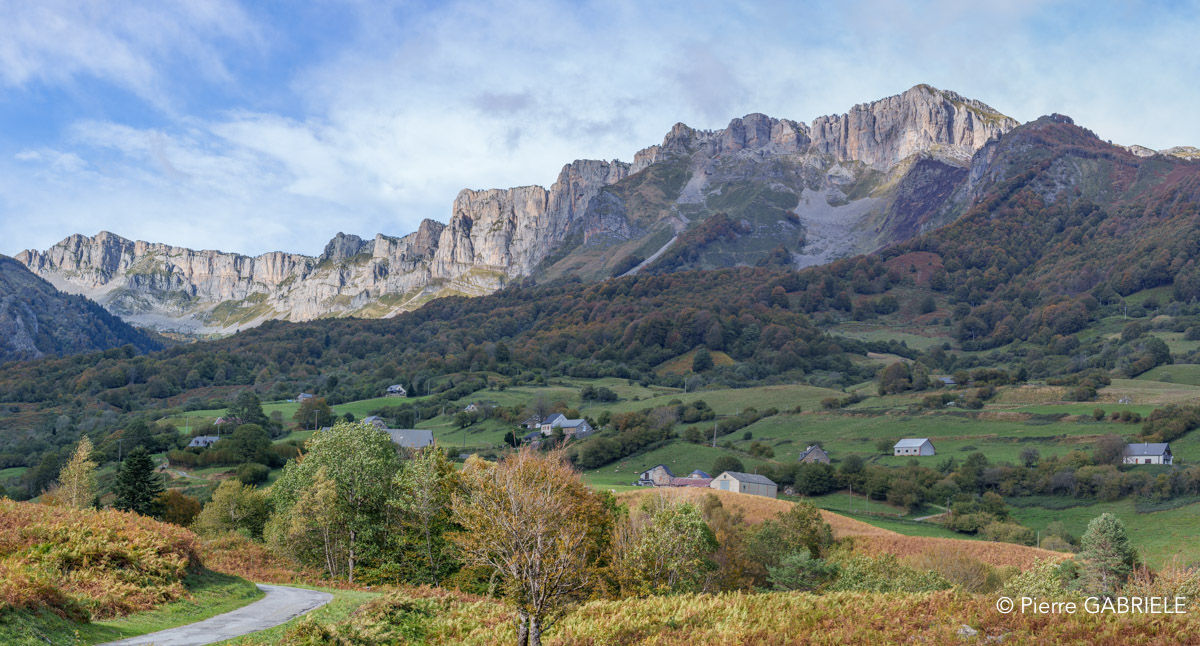lescun-a74_01012-Panorama.jpg