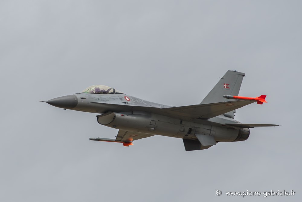 f16-d500_5557.jpg