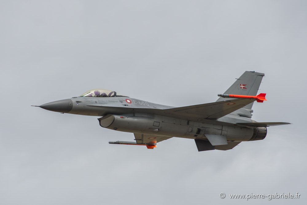 f16-d500_5558.jpg