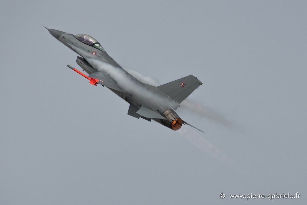 f16-d500_5569.jpg