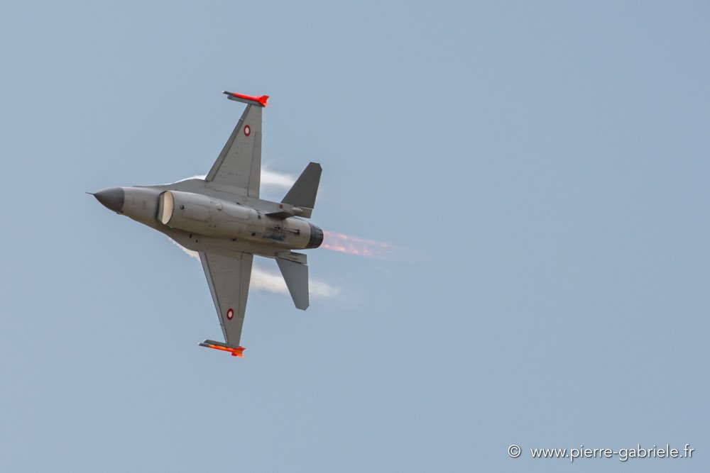 f16-d500_5009.jpg