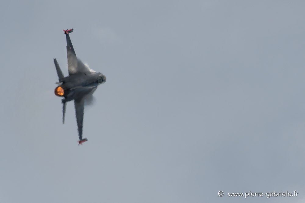 f16-d500_5027.jpg