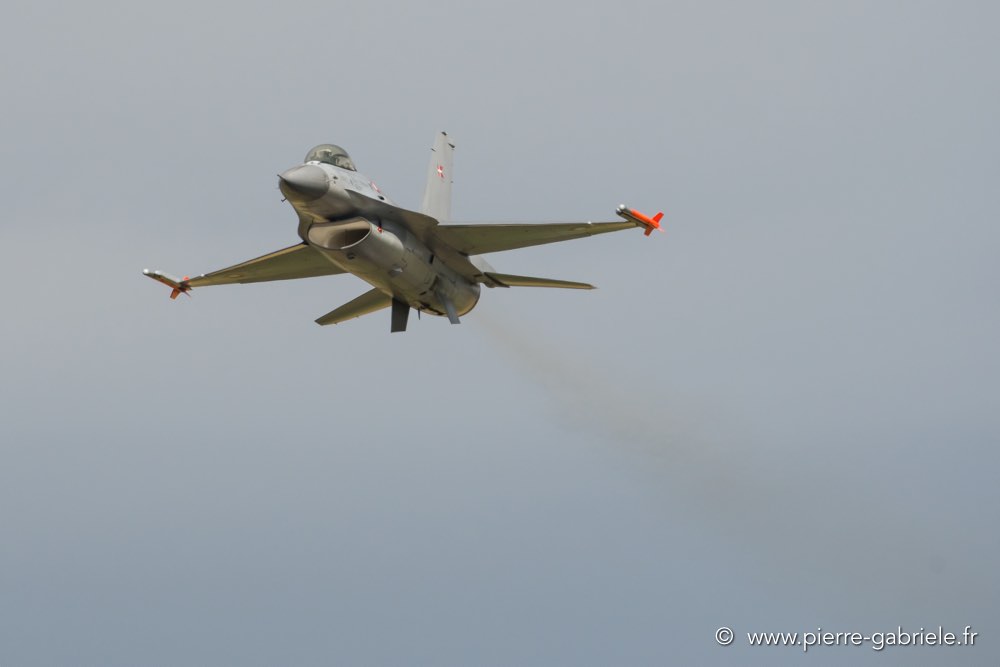 f16-d500_5036.jpg