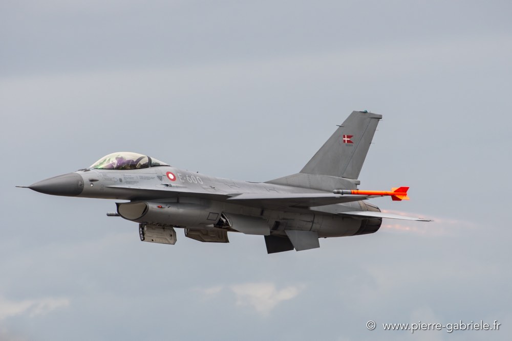 f16-d500_5540.jpg