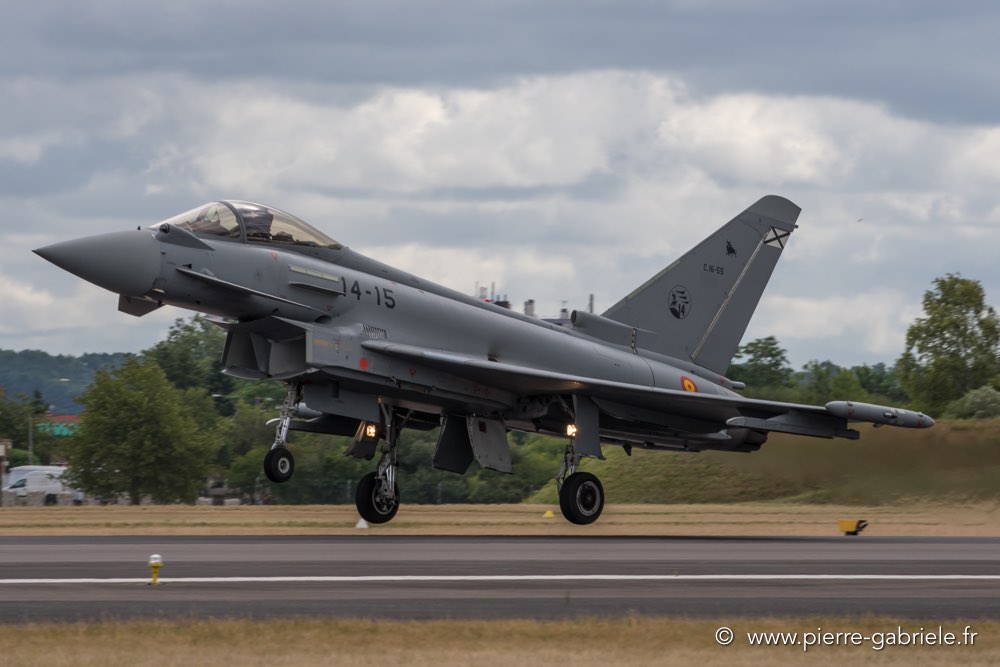 typhoon-d500_4222.jpg