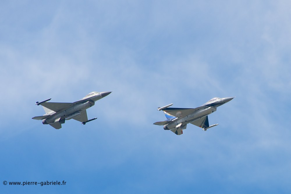 f16_8583.jpg