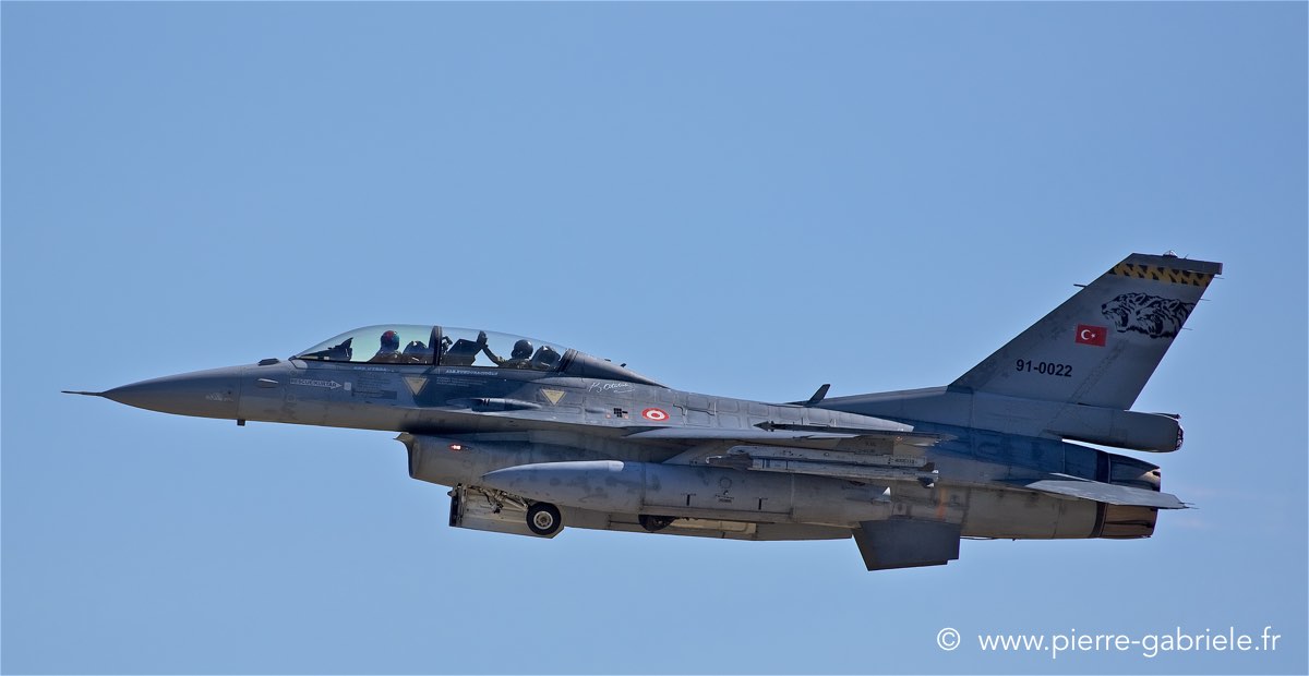 f16_1419.jpg