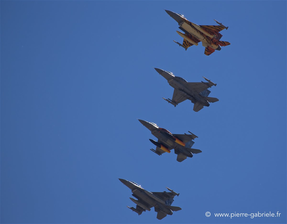 f16_1633.jpg