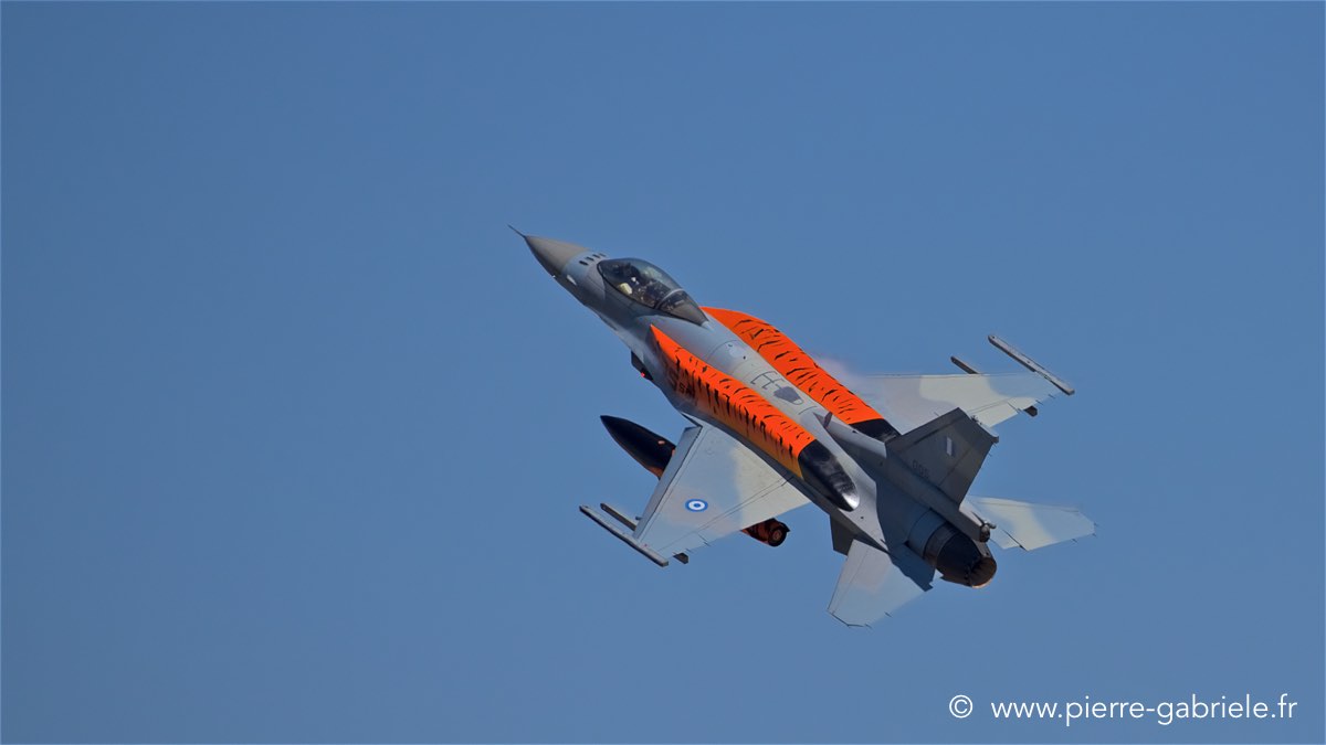 f16_1693.jpg