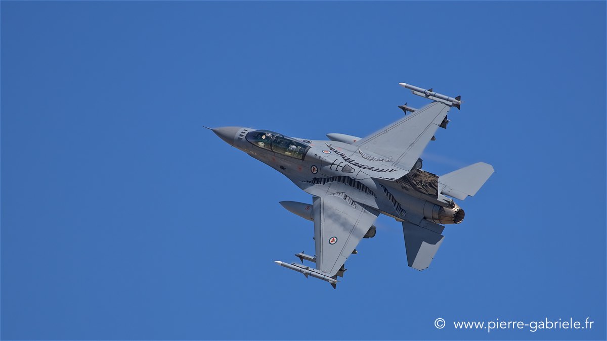 f16_1706.jpg