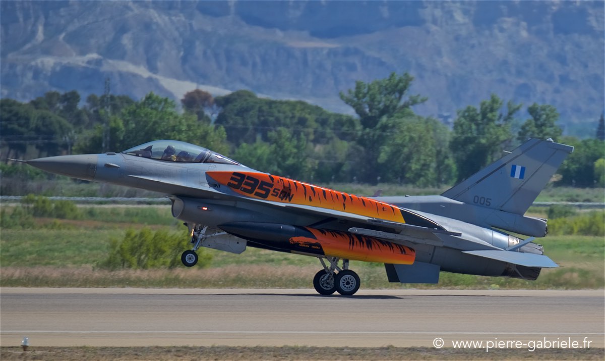 f16_7683.jpg