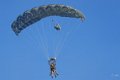 parachutistes-a74_08027
