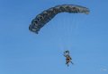 parachutistes-a74_08029